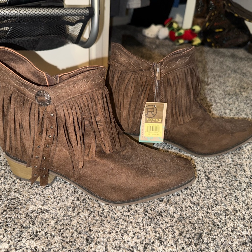 ROPER Fringe Booties - Picture 4 of 6